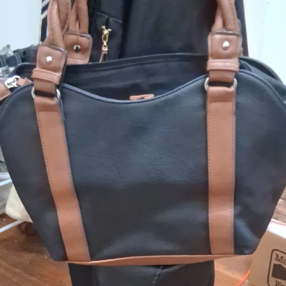 Black and Brown Women's Bag - Picture 6 of 7